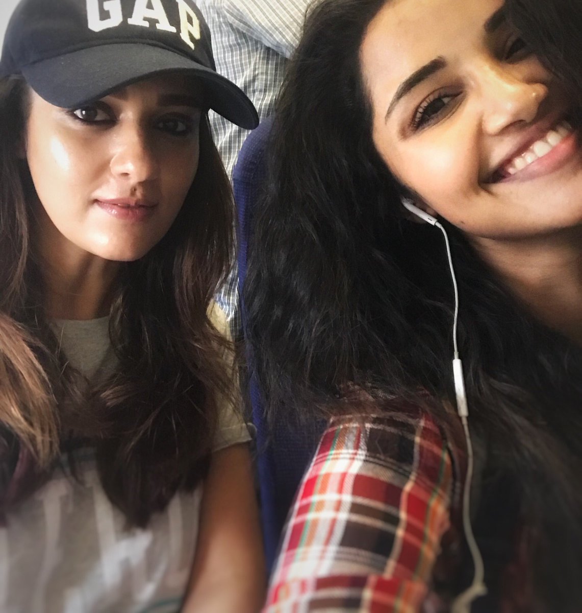 anupamahere's tweet photo. 🙈🙈🙈 https://t.co/Nd8cDHHRDX