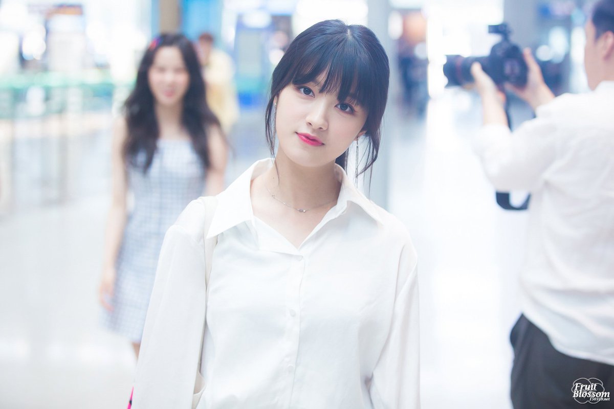 150319_net's tweet photo. 180719 인천공항 #CLC #승희 #은빈(@CUBECLC) #오승희 #권은빈 https://t.co/cwgKVcpr7K https://t.co/BANeWFaXuI