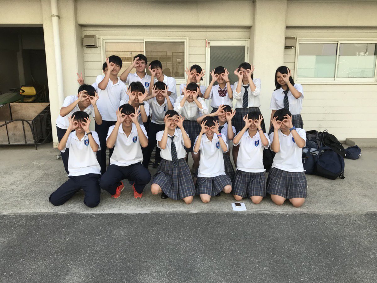 MKtf39's tweet photo. さぁさぁ今日07/19はブロック長青野幸実さんの誕生日🎂🎉㊗️ 都大会出場の実績のあるこの女子に、果たして限界など存在するのか…？🤔🤔🤔ベスト更新ファイト！本当におめでとう🎊
実は誕生日���イート1周でしたわ！
(ちなみに中の人は写っていません😭) https://t.co/fG4VkOtDbA