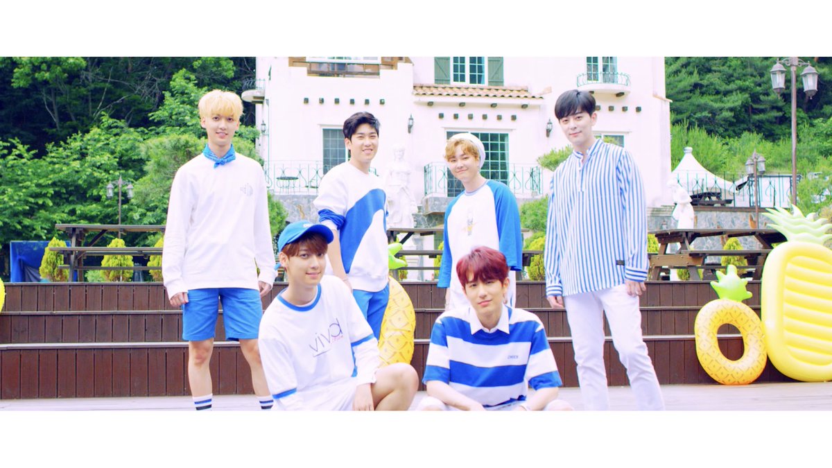 BF_JPN's tweet photo. BOYFRIEND NEW SINGLE #CALL_ME ☎️
2018.7.25 RELEASE

MV公開🎥✨
https://t.co/msDDypF069 

#BOYFRIEND #보이프렌드 https://t.co/mXfPYJ31pn