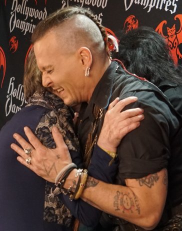 ctsillars's tweet photo. Exactly one month ago  .. 19th June  .. this happened ...... changed my life .. changed me   .... I've been 'Depped'!!! https://t.co/H9L20dfWV6