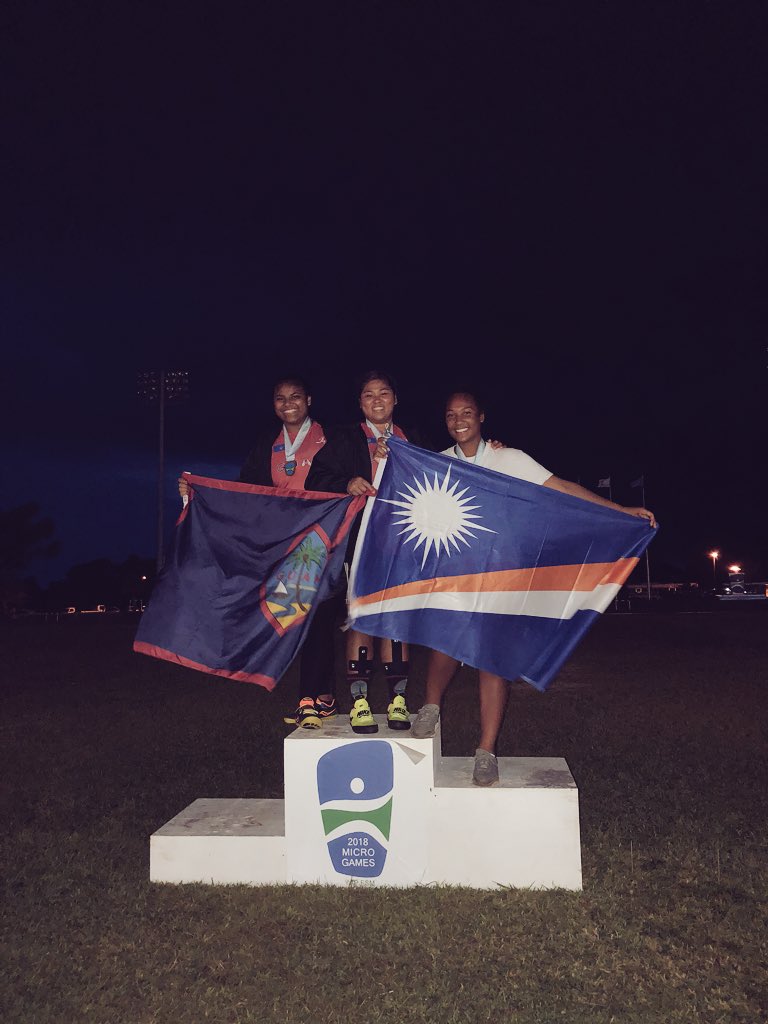 Malietarbwillin's tweet photo. Congrats to my sis Sidra Triplett for bringing a silver in beach volleyball, silver in shot put and GOLD in discus throw. #MicroGames2018 #RMI #BEAST https://t.co/Y9tlZ7inQI
