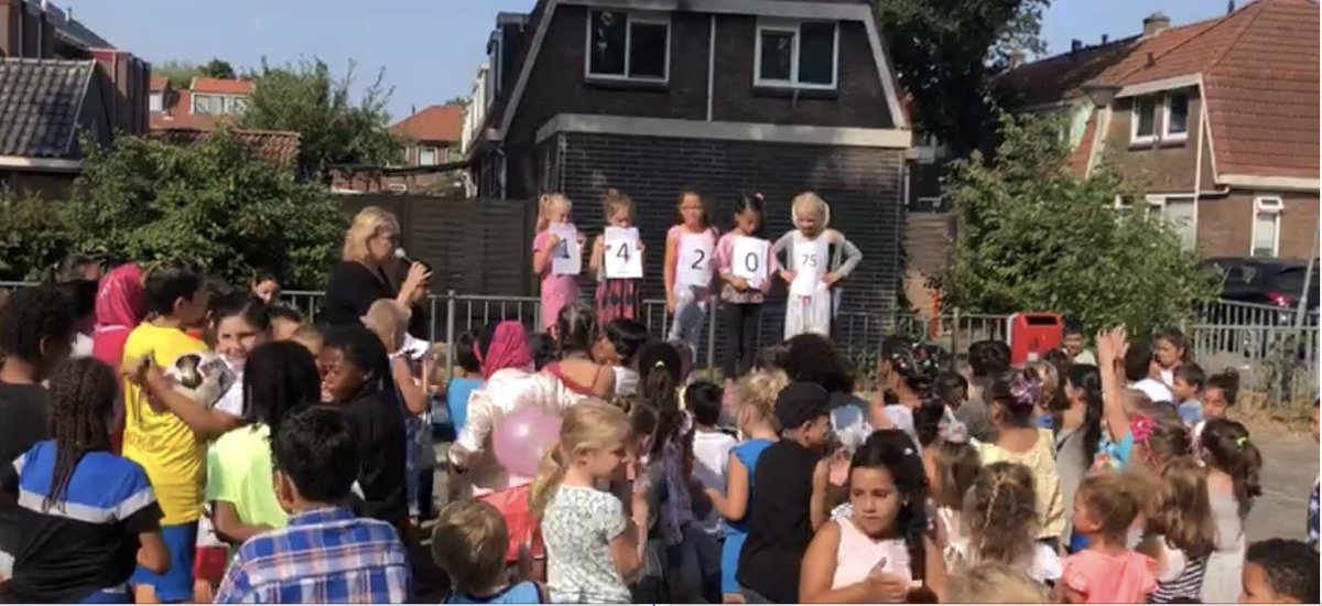 ObsIntVeld's tweet image. De opbrengst van de sponsorloop voor het Ronald Mcdonald Kinderfonds was 1420,75 euro. Geweldig wat de kinderen van In ‘t Veld hebben opgehaald❤️❤️❤️trots❤️❤️❤️
