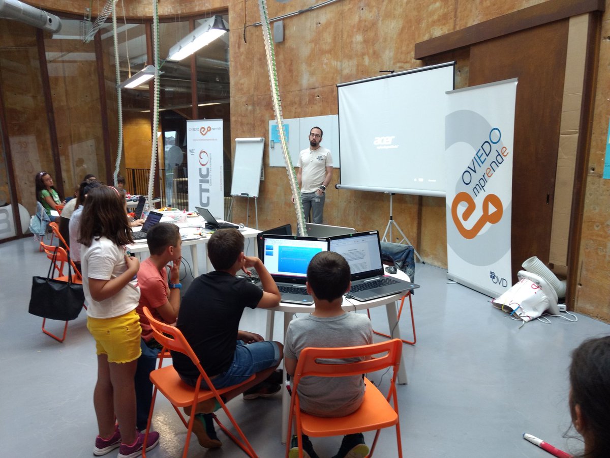 Oviedo Emprende tweet media