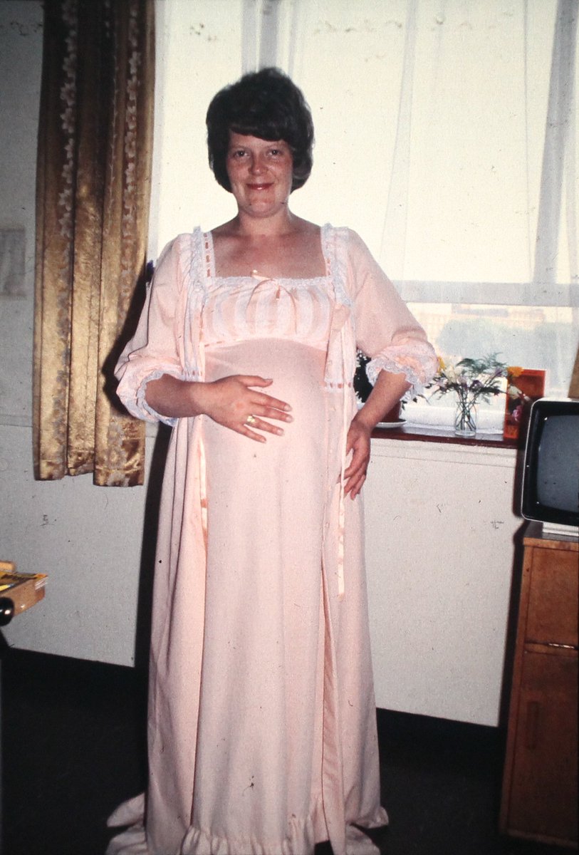 LouiseJoyBrown's tweet photo. My mum, Lesley Brown, who deserves all the praise for being the first woman to have #IVF. #IVFis40 #infertility https://t.co/COE1yxo9ZW