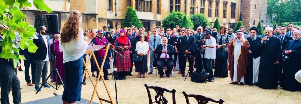 gly_may's tweet photo. Surreal moment welcoming guests @lambethpalace to celebrate our #EmergingPeacemakers as they finish their #EPForum18 journey of #reconciliation. Many thanks to @JustinWelby &amp; Grand Imam of Al Azhar for demonstrating so boldly your commitment to the next generation of peacemakers https://t.co/C39UY8IL6G