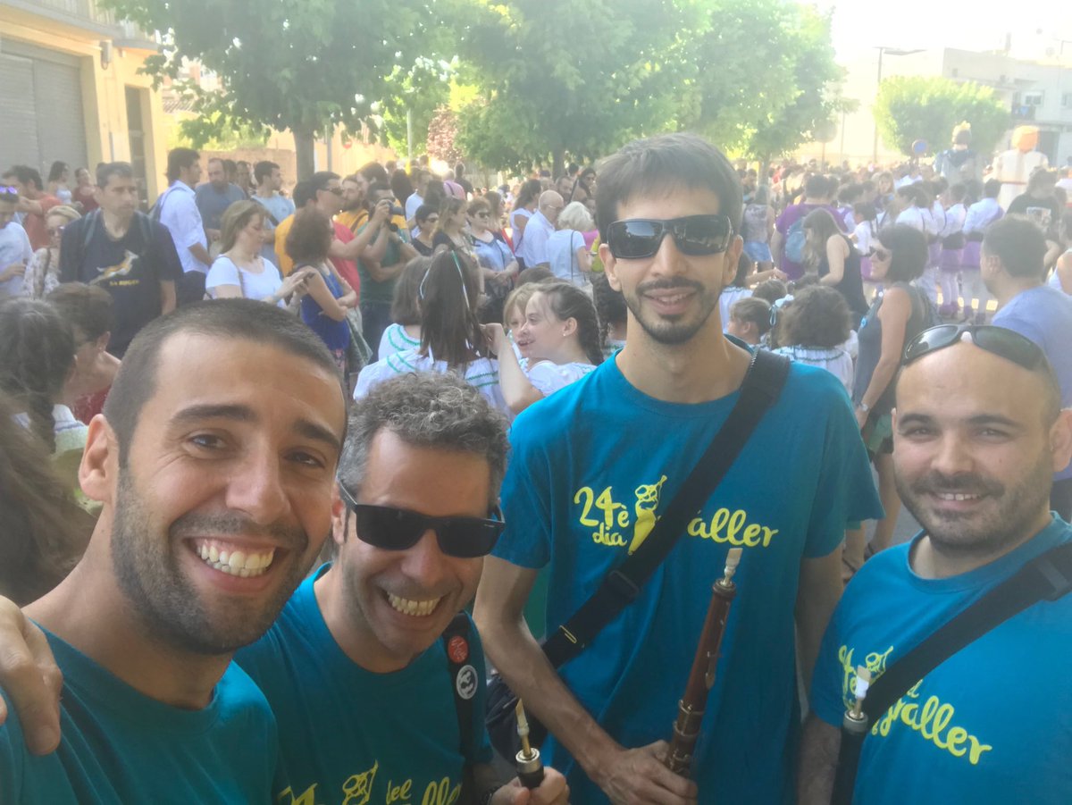 Avui a Santa Margarida i els Monjos a la FM18 dels petits!! #pentacontents #devolta #perecerveraconvidaddeluxe