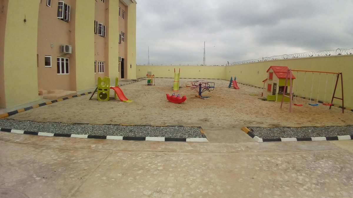 ms_moyon's tweet photo. So this is an appreciation and advertisement tweet to everyone who saw the development of @multivariatesch from July last year to this year.

If anyone remembers it was in a building phase as at May/June and now we have a fully functioning school https://t.co/AXP2wl5g3g