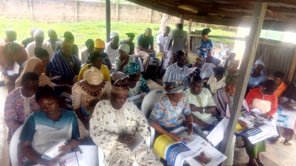 seyinubi's tweet photo. #WHONigeria
Community informants Sensitization done at Ife North LGA of Osun State. https://t.co/vRlczOoGFj