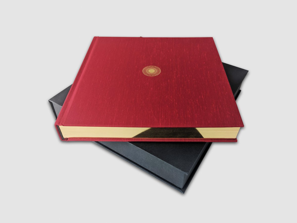 CPIGroup_'s tweet photo. WOW!! This precious limited edition book from @KashiHouse just landed on our desk in #Shoreditch. Beautiful book and case dedicated to an artefacts display @SOAS - Brunei Gallery. Incredible images #PrintedbyCPI #prefectgift #stunning #giltedging https://t.co/tUN7FDeppJ https://t.co/NPMNoEAQyK