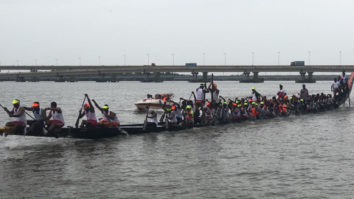 VMwareIN's tweet photo. No lack of enthusiasm shown by the group of #VMware leaders, partners and industry experts gathered here at the #VMwarePLFIndia during the exciting snake boat race session! #BuildingTheFutureTogether https://t.co/GmkStHnYQX