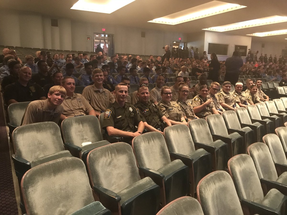 CsiMccartney's tweet photo. @CCPDVa Law Enforcement Explorers & advisors in IN for the #NLEEC. Advisors are officers, often former explorers, who teach the explorers, age 14-21 years, about a career in police work. To start making a difference, apply at https://t.co/12j2OswmdL @CCPDACADEMY @ColJSKatz https://t.co/rbO2Lt8L12