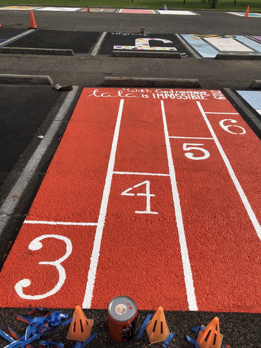 FloTrack's tweet photo. Parking space goals 💯
📷: @Heyitstayee https://t.co/dCndblhyt4