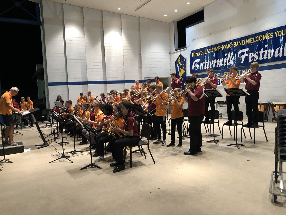 mattmcveigh's tweet photo. Students from #FondyBands Jazz I share the stage with Goethe Groove Connection from Germany. https://t.co/20JKe92sm9