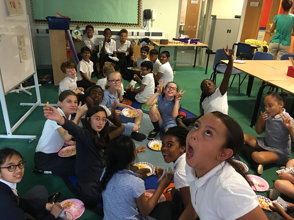 MissWestBF's tweet photo. Party with my crazy bunch! @HeadBeechfield https://t.co/FU7ErTrfhB