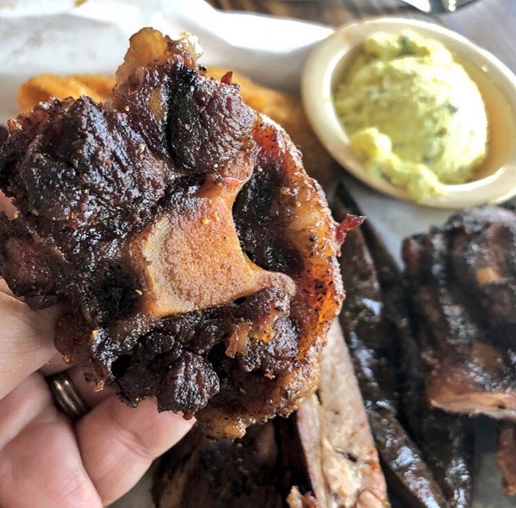 RaysBBQ1's tweet photo. Good Morning, Happy Oxtail Thursday 🤗 #raysbbqshack #houstonbbq #txbbq #thirdwardbbq #smokedoxtails #thursdaysonly #smokedtoperfection #whatsforlunch #comeseeus https://t.co/H0B6ExR7Cm