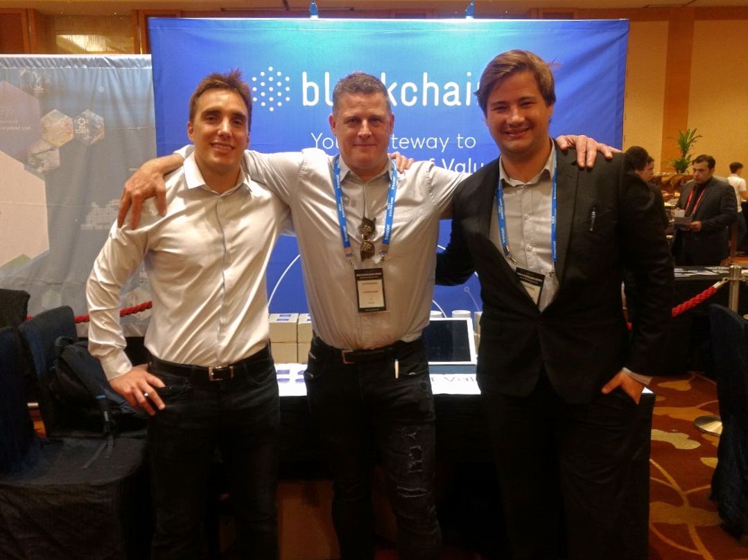 paymium_en's tweet image. What an eventful first day at #WBSSingapore! @PierreTavernier was interviewed by Bruce Porter of @WildWestCryptos and @PhilDardier by okaykrypto.com. See you tomorrow at our booth! 😃
#BCIO Thank you @NetworksManager