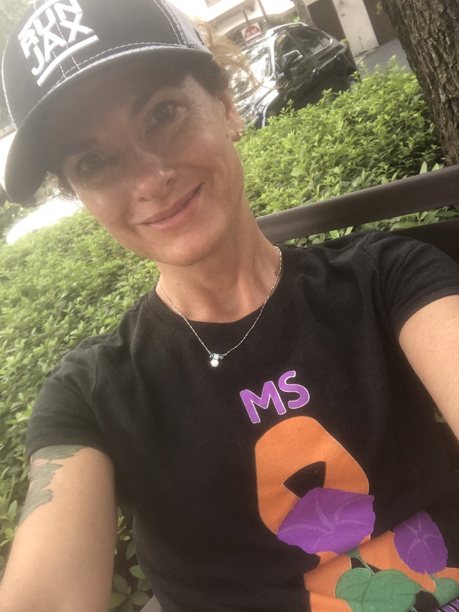 melissashairjax's tweet photo. Help me #defeatms for my friend @parete_kelly #mssucks https://t.co/NCaA3OU6VH #kellysmswarrior @mssociety https://t.co/nvUCbCr8gg