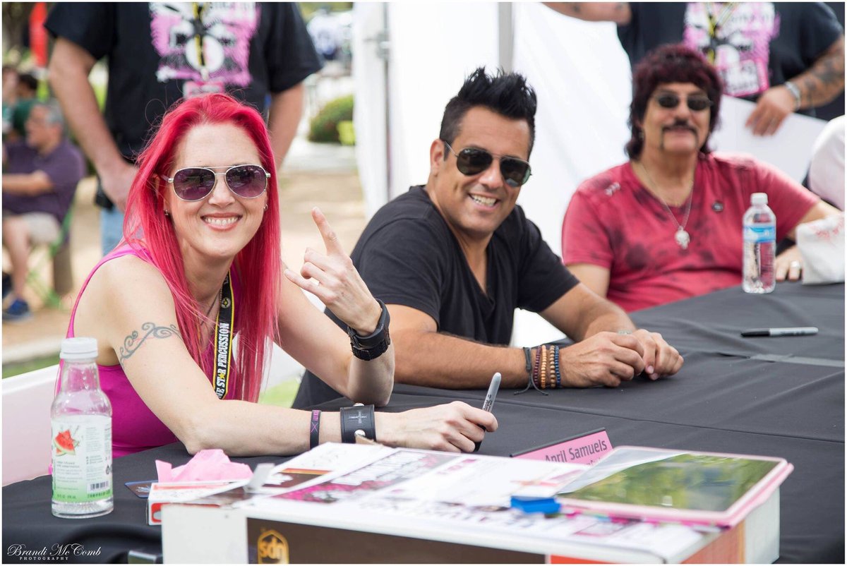 bccsi's tweet photo. #ThrowbackThursday to #Drummathon2016 our founder, @drummerapril at the autograph table with celeb #drummers @RichRedmond (@Jason_Aldean) & @carmineappice1 @OzzyOsbourne, @rodstewart) Register or donate to your fave #drummer today https://t.co/0T4GHbNc4F. Spread the word! 💕🤘🏻 https://t.co/xO6hYJbNtu