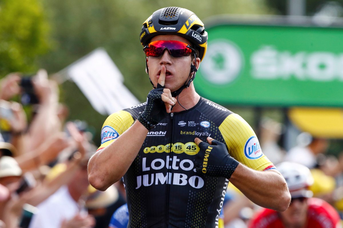 vismaleaseabike's tweet photo. 🇫🇷#TDF2018

Some great memories from last week!📸

Thanks for everything @GroenewegenD and get well soon!💐

#samenwinnen #juichmee https://t.co/IFQ7bnacBz