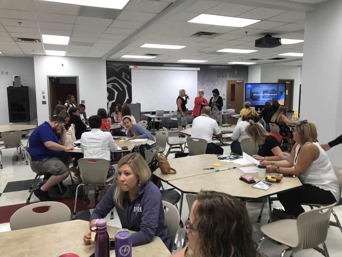 ltgoodnews's tweet photo. .@Learn_Sci presents Leadership Academy Advance at #ElevatEDIndy https://t.co/8pgwF5PZDy