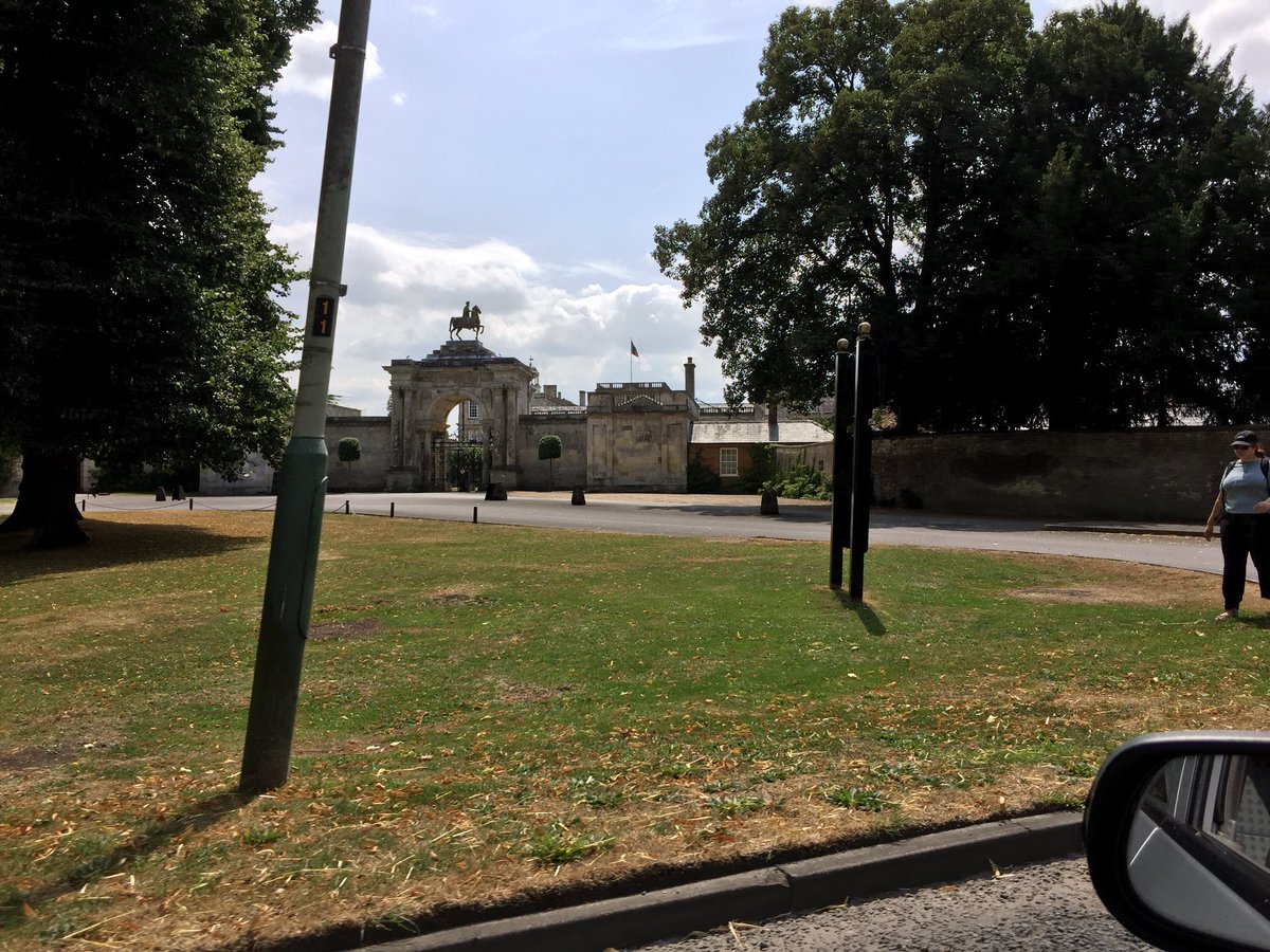 Our Director <a href="/MatthewParker75/">Matthew Parker 🏳️‍🌈 (he/him)</a> has been holidaying in Wiltshire &amp; took a wee detour on the drive home to take in the splendid sight of Wilton. Didn’t go in though as it’s not dog friendly. Mary Pembroke would NOT approve of this anti-dog development eh <a href="/CBlooms/">Clare Bloomer</a> &amp; <a href="/Fabulous_JamesK/">James King</a>?