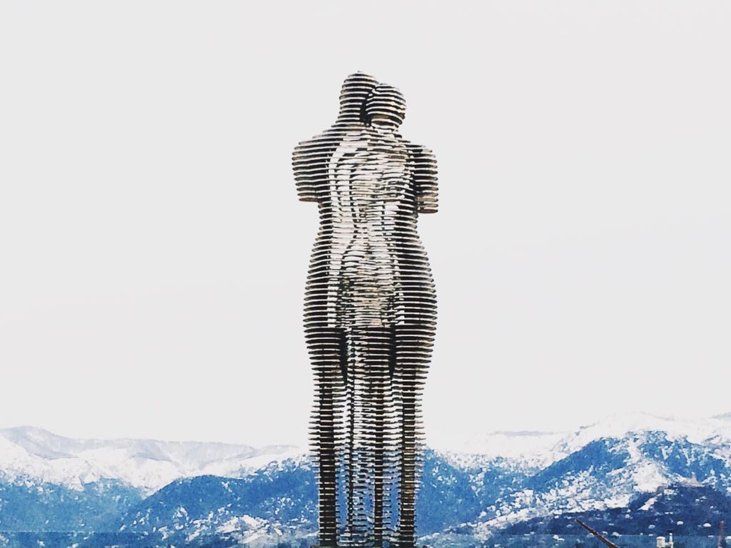 DictWalking's tweet photo. Ali and Nino Monument: The story, first told in the 1937 Austrian novel, Ali and Nino, is a familiar tale of lovers who end up in tragic circumstances that keep them apart.
For more https://t.co/UzoKzT96Hc
#travel #walkingdict #ontheroad #fun #experience #voyage #georgia #batumi https://t.co/9jIAfqdVoB