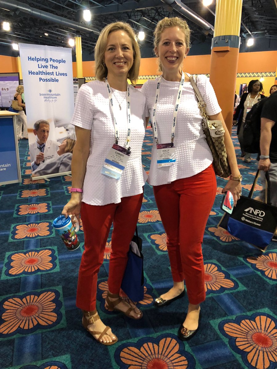 WChristella's tweet photo. @anpdaspire2018. Twins? https://t.co/THbAGmvqvl