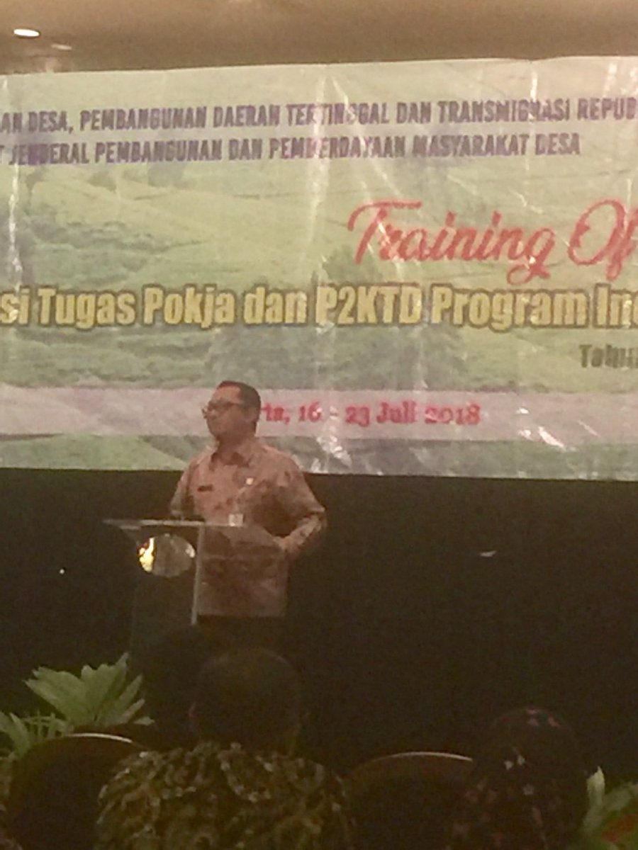 hasanroviqi's tweet photo. Arahan Bapak Dirjen PPMD @taufikmadjid71 Dalam Training Of Trainer P2KTD PID# @jokowi @EkoSandjojo @anwsanusi @taufikmadjid71 @fachrilabalado  #LanjutkanMembangunDesa https://t.co/HNkGuea8EQ