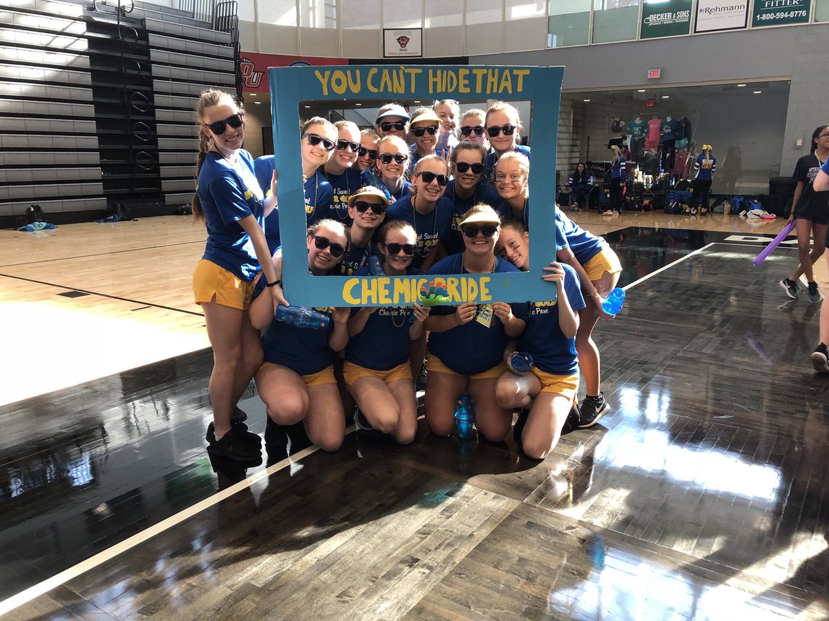 katystearns71's tweet photo. Pom camp!!! #gonnarockit #yeahpom #chemicpomrocks https://t.co/pZajcKvxtO