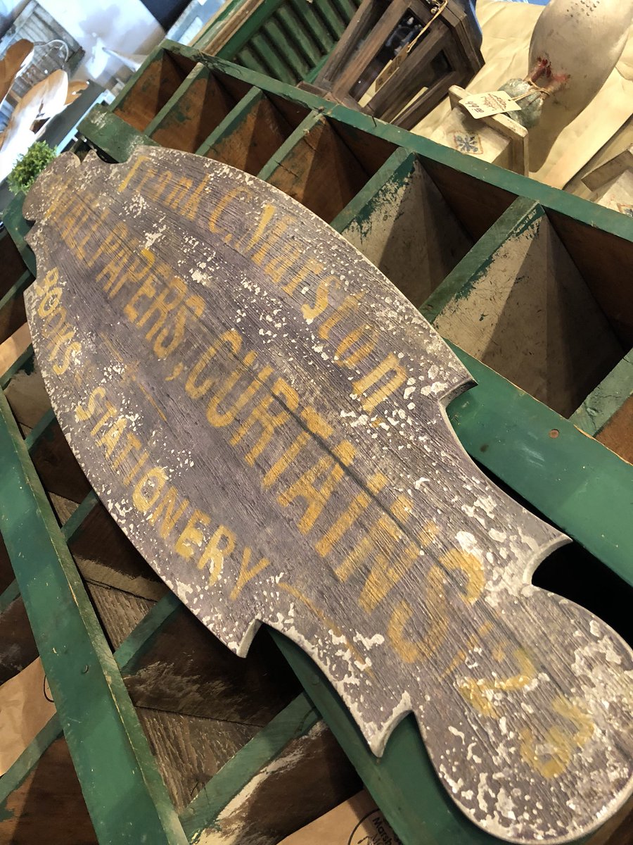FollowOurMonkey's tweet photo. Wanna win this sign? Head over to FB or IG for a chance to win 🐵 https://t.co/sajEgsxFCZ