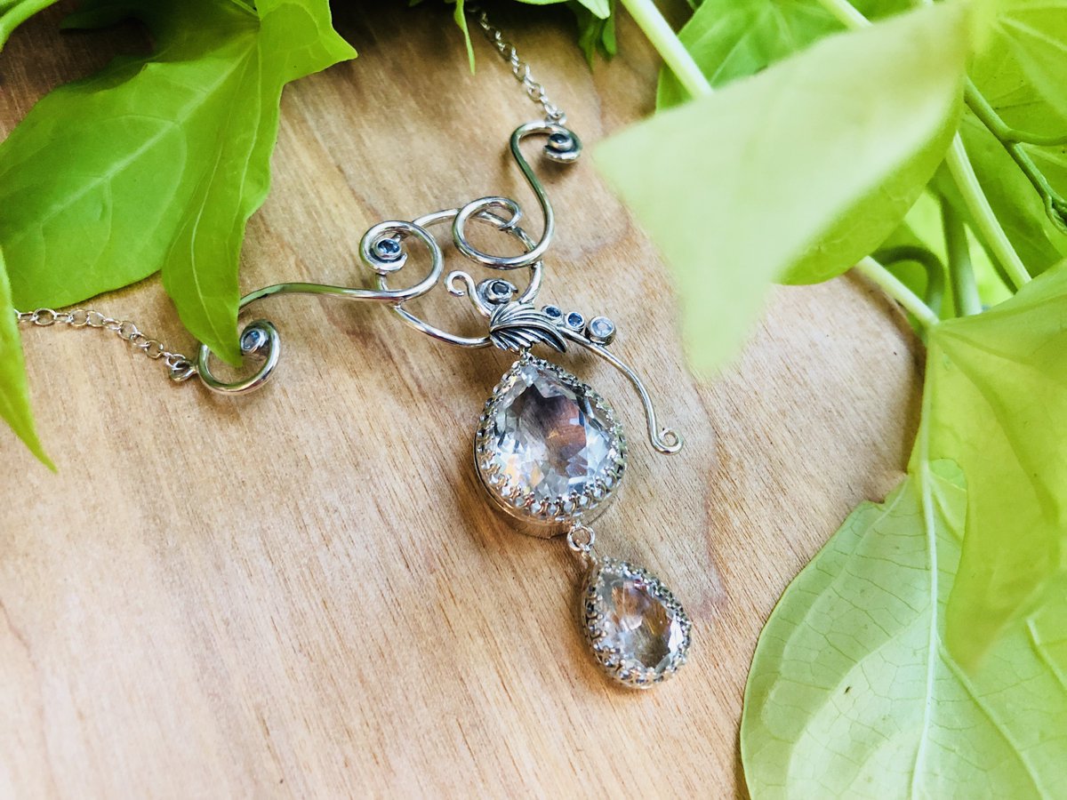 beadingdreams's tweet photo. Bridal necklace complete! Just two days to go...
.
.
.
.
.
#bridal #beadingdreamsbespoke #handmadejewelry #artisanjewelry #handmadedallas #diybling #beadingdreamsdallas #beadyourdreams https://t.co/YKM6eOsVBx
