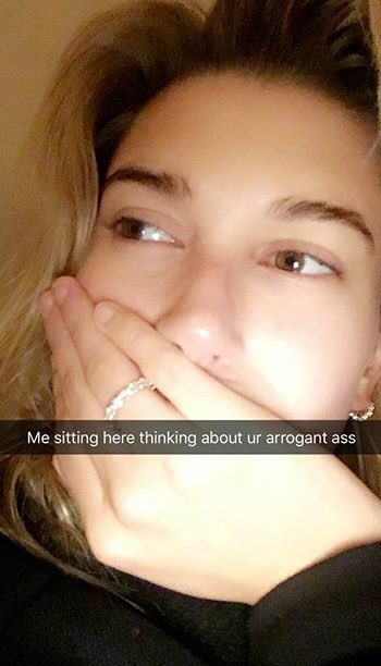 latshaimvu's tweet photo. @haileysoutfits Hailey Baldwin: a meme queen https://t.co/JcLpPcnabo