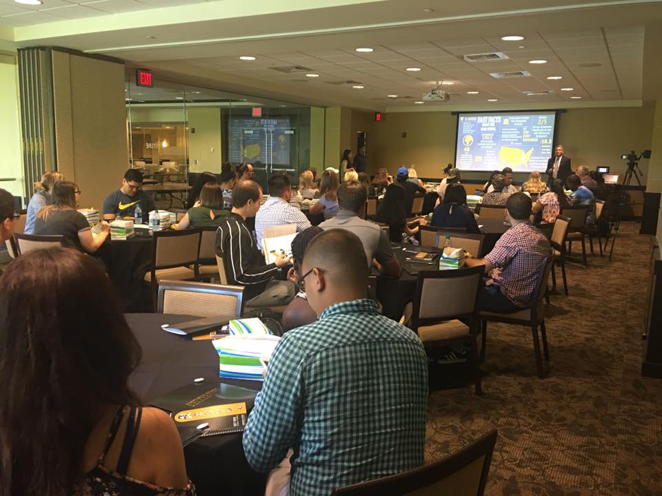 ESU_GradSchool's tweet photo. Are you or someone you know an incoming graduate student during the  2018-2019 school year? If so, you're invited to join us for orientation!  RSVP here: https://t.co/qrqT8T4SQh https://t.co/RlVbQ70JXl