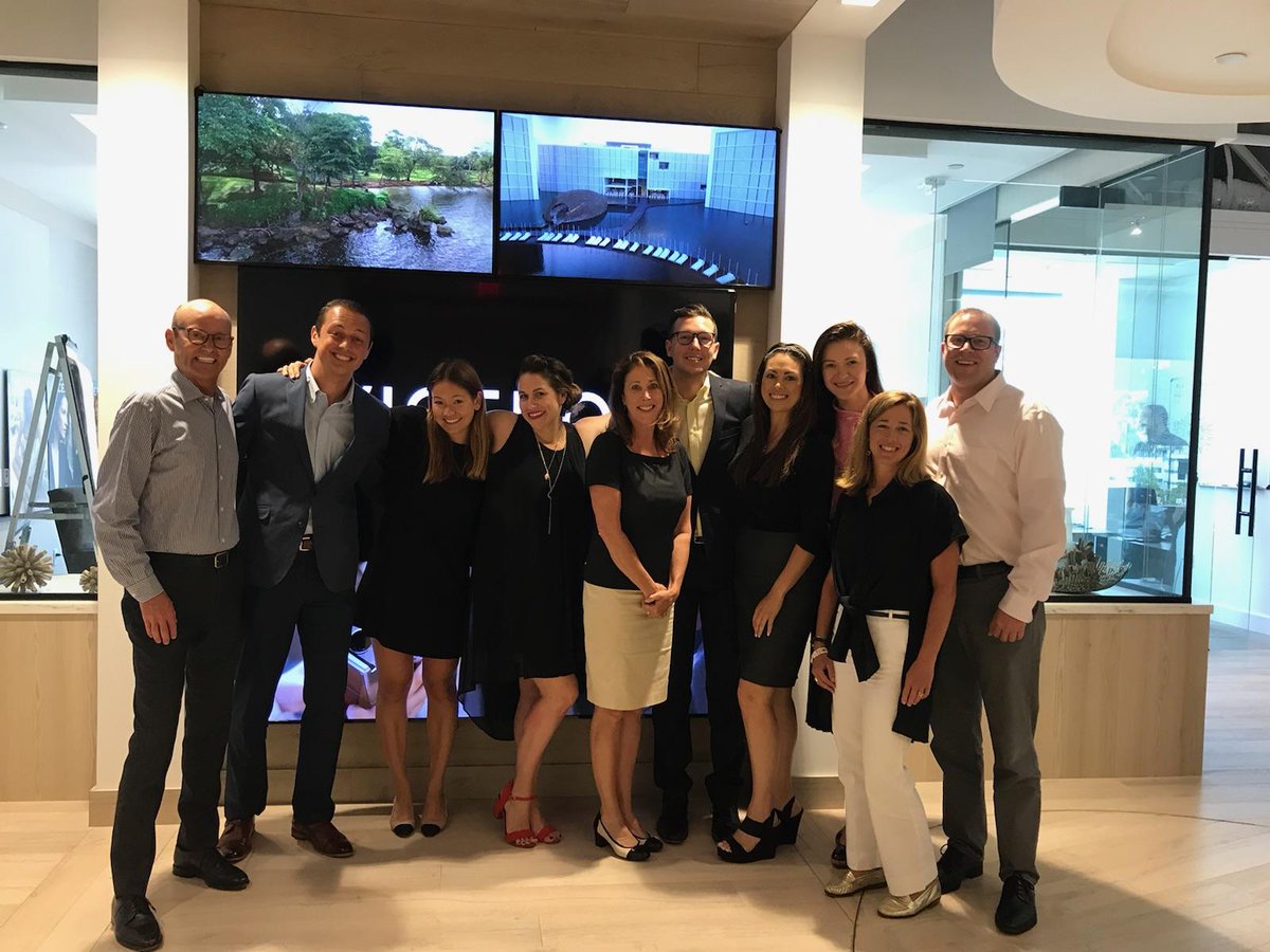 selldynamically's tweet image. Fantastic week #Training sales pros from several of @ViceroyHotels West Coast props. So passionate about their company's commitment to excellence (and fun)!  We know they'd love to help you book the perfect stay or event! #Sales #Luxury #Hospitality #ThursdayThoughts