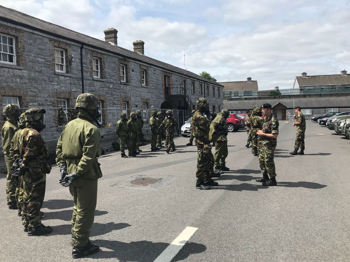 DFPRB's tweet image. As part of it&apos;s brief the 6th Infantry Battalion is responsible for #developingcapability in Chemical Biological Radiological &amp;amp; Nuclear (CBRN) training. Students pic on a CBRN Defence Specialist course, which will allow them operate/ survive in a #CBRN environment @defenceforces