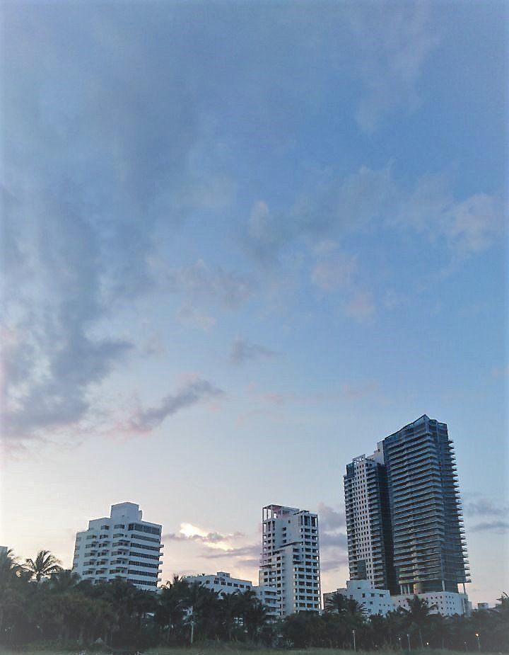 globalmsi's tweet photo. From #Miami’s flashy and fun Art Deco nightclub district to their gleaming metropolitan hub filled with glass-walled skyscrapers, this unique incentive destination has truly earned its nickname...no wonder they call it The Magic City! #travel #eventplanning #corporateevents https://t.co/2rfv13ze67