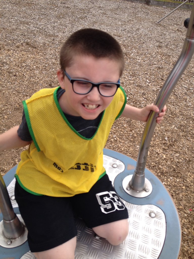 KieranPasp's tweet photo. Children enjoying great fun at play in park https://t.co/AlhshAwRfa