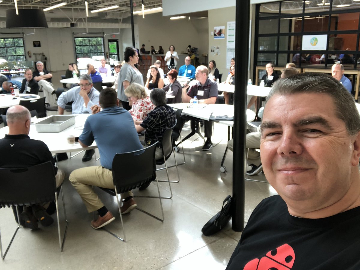 learningjeff's tweet photo. A morning about MAKING!  Talking about our WHY. @OHFacilities @stephaniedonofe @ThomieTimmons @trimble https://t.co/E1AK2kREUN