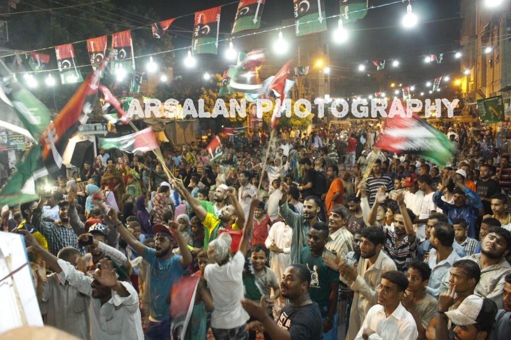 AnasHoat's tweet photo. Corner Meeting at #UC07 #ShahBaigLane #NA246 #Lyari Regarding Chairman #PPP @BBhuttoZardari #ElectionCampaign
In this Occasion VP #PPP Sindh #RashidRabbani
G.S Khi Div @JawaidNagori , President #PPP #DisttSouth  @khalil_hoat , #PPP Leader 
@Nabilgabol and Other Speeches to people https://t.co/NWHXlRnVnp