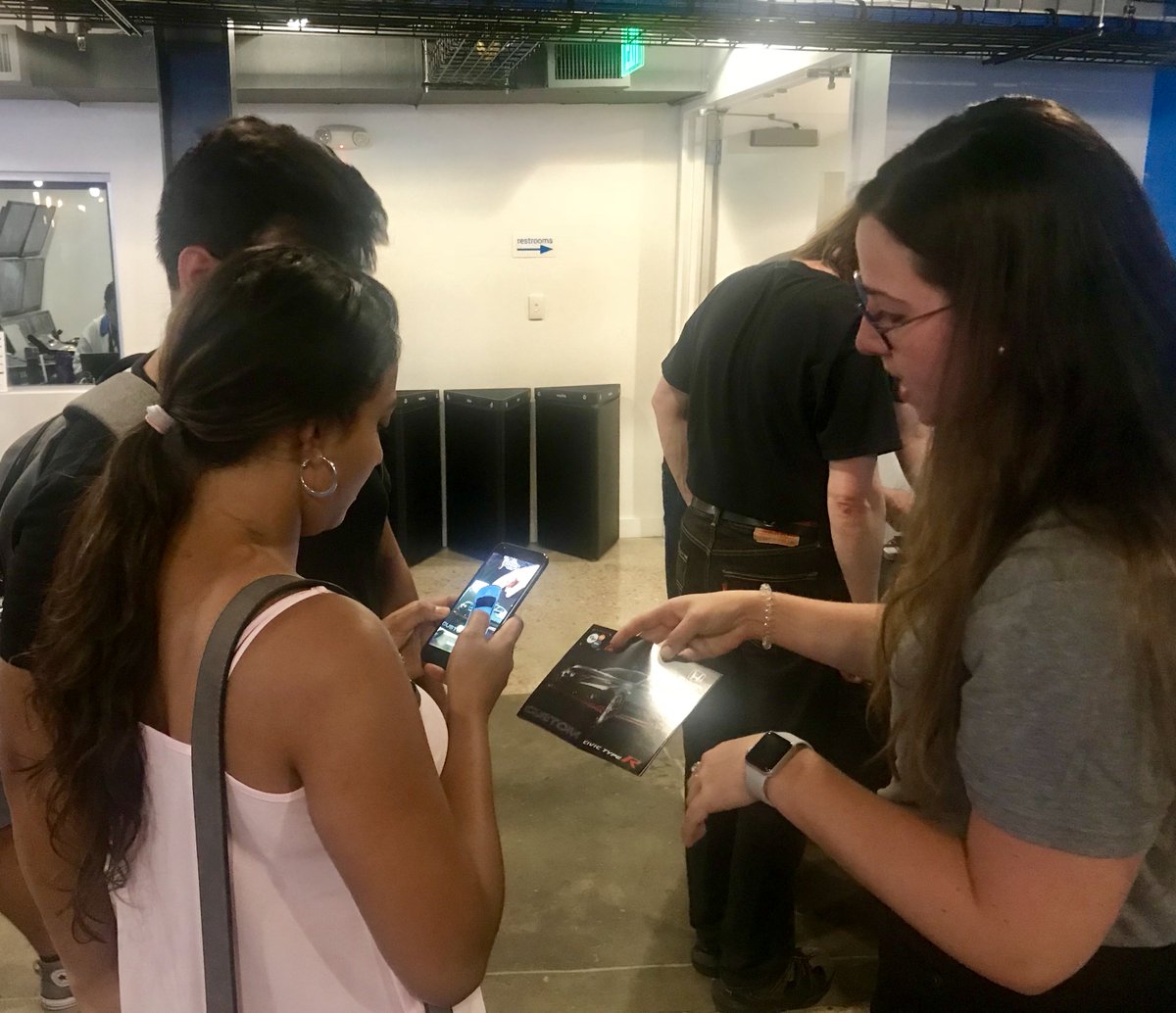 isometrycc's tweet image. We had a blast demoing our latest project last night with @VRAustin - thanks for hosting us and we&apos;ll be back soon! #VRAustin