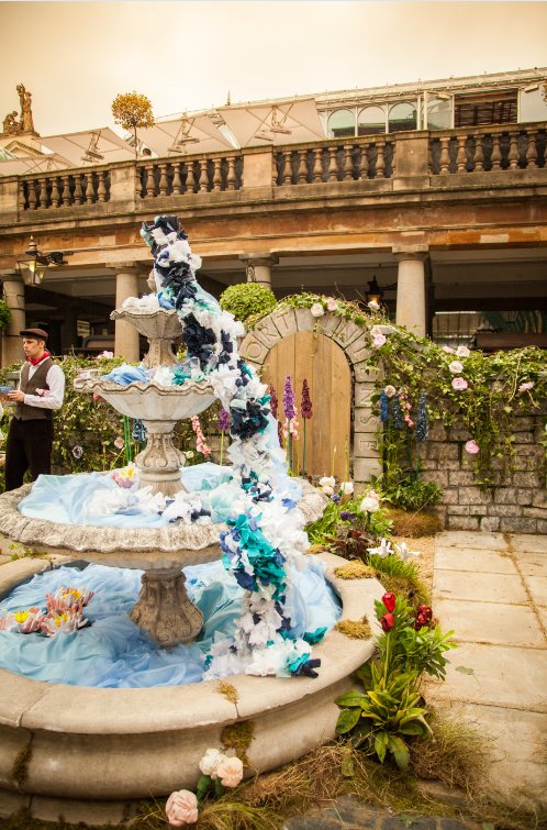 iDExperiential's tweet photo. #throwbackthursday to our @ComfortUK #popup #immersive secret garden.
We made the entire garden from clothing donated to @oxfamgb and washed in the new #Comfortintense range.
#Sampling the brand in a disruptive &amp; #innovative way, #engaging #consumers through both smell and touch. https://t.co/C5FLtOwpJG
