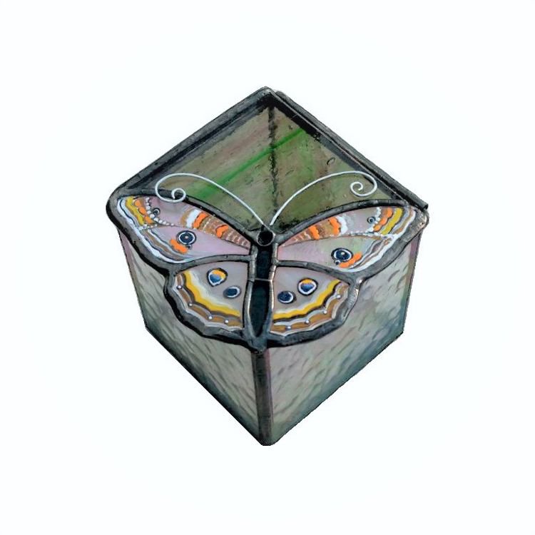 nurcindize1's tweet image. Wedding Ring Box, Stained Glass Jewelry Box, Engagement Ring Box, Glass Art, Ring Bearer Box, Wedding Decor, Bedroom Decor, Butterfly Decor etsy.me/2zOQaw9 @Etsy aracılığıyla
#weddingringbox #engagementringbox #ringbearerbox #weddingdecor #jewelrybox #stainedglassbox