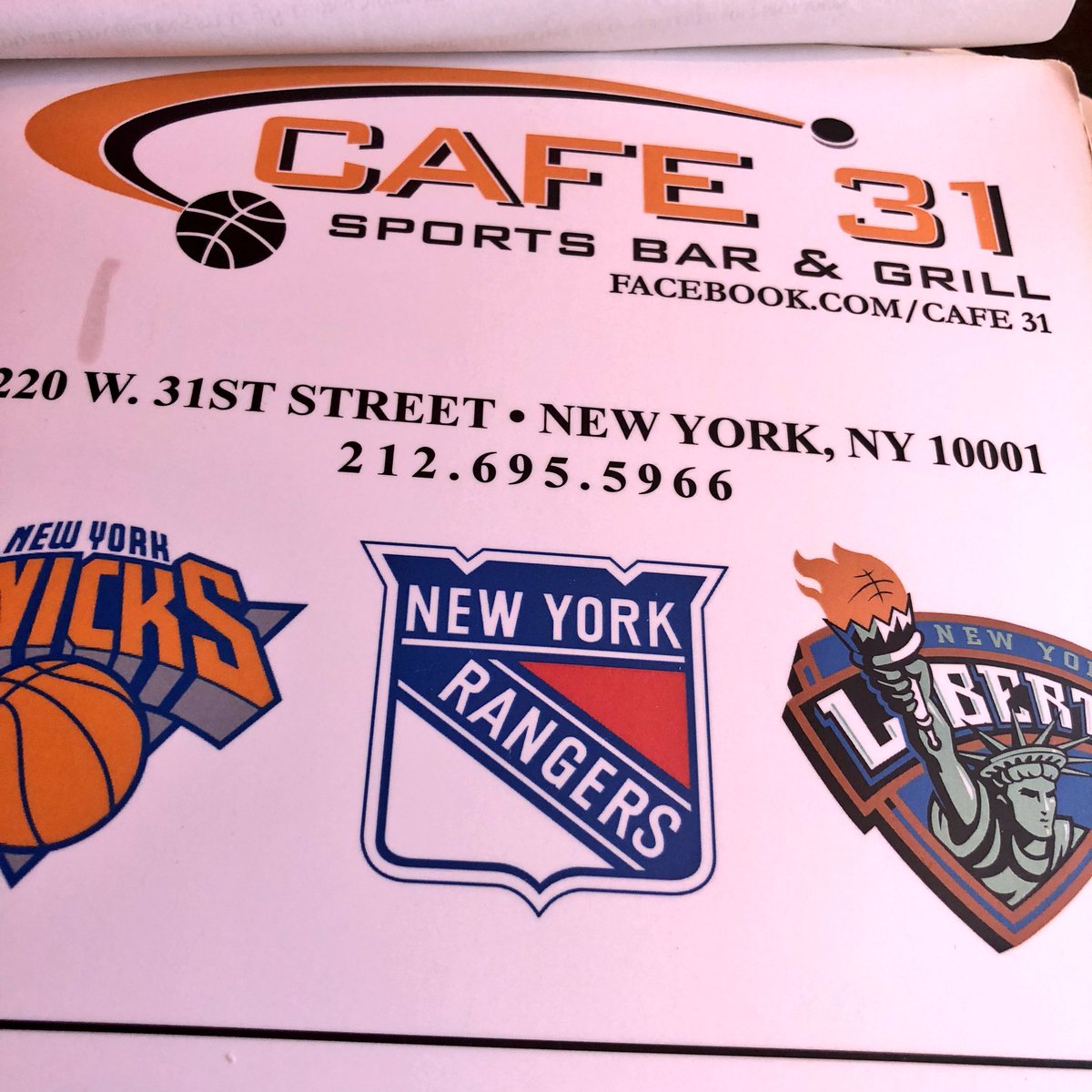 Himes412's tweet photo. Our lunch spot! #Cafe31 with a prime view of #MSG 👏🏻👏🏻#Rangerstown #RangersWrap https://t.co/T4aHPSo3cJ