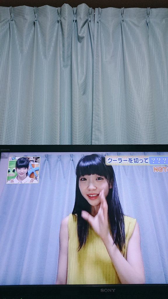 こうくん 今日仮面女子の神谷えりなさんが出ていたダウンタウンdxでngt48の荻野由佳さんの部屋のカーテンが偶然にも同じだった 笑 ただ 自分のカーテンは7年くらい使ってるのと照明の当たり具合でめっちゃ汚れてるように見える ダウンタウンdx