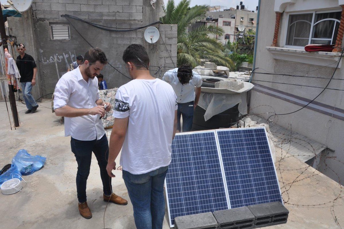 SunBox is a a team of youth that will do just that - bringing solar electricity to all families in Gaza to secure their daily needs of electricity.

launchgood.com/project/bringi…
#BringLightToGaza