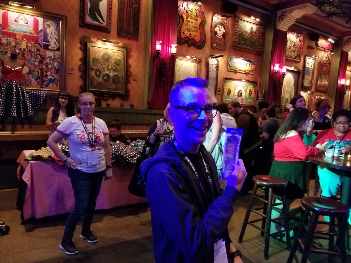 TraviTravMc's tweet photo. Winners from the #GameofBloggers Raffle #SDCC18 #ComicCon #Crazy4ComicCon https://t.co/GMOMImdDZL