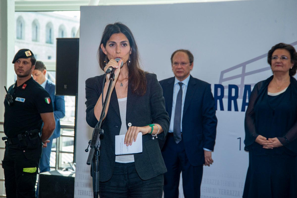 La Terrazza Termini raddoppia con 3.000 mq di nuovi servizi e proposte food. La presentazione ufficiale è avvenuta questa mattina alla presenza di <a href="/virginiaraggi/">Virginia Raggi</a>, sindaca di Roma, Alberto Baldan, AD di GSRetail e Silvio Gizzi, Ad GSRail.