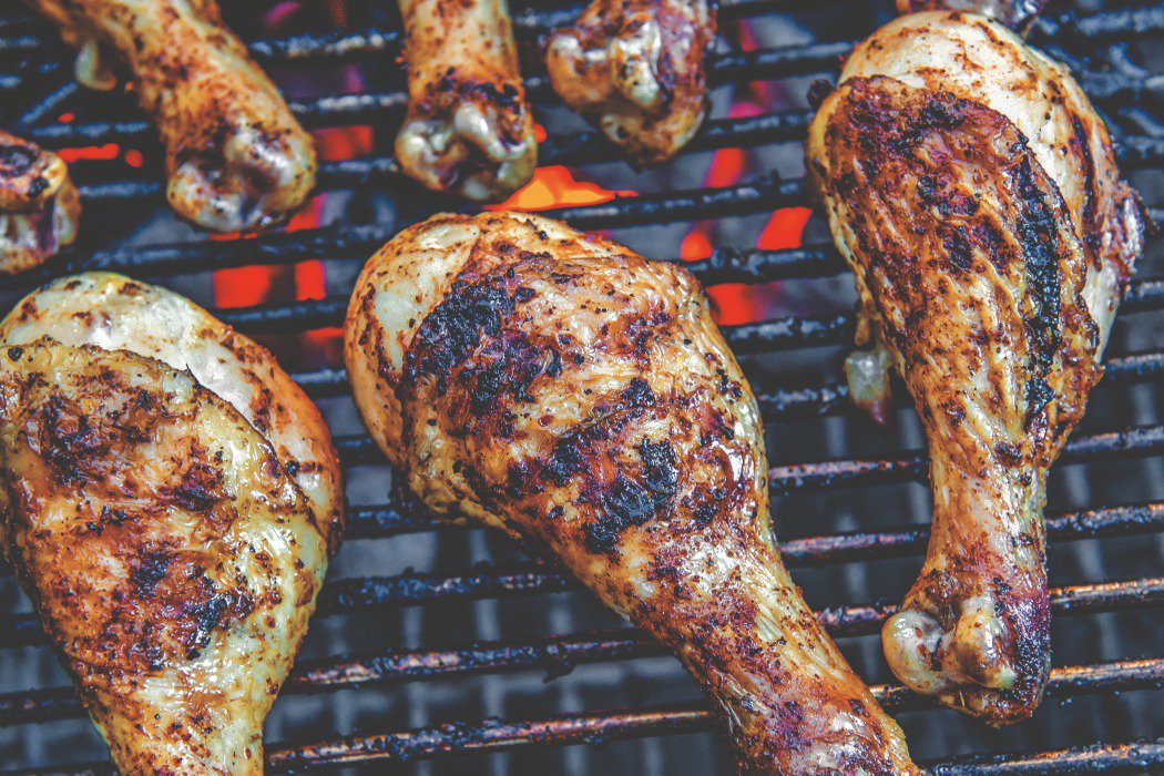 SSLivingMag's tweet image. We've got some great #grilling tips and recipes from #Abington's Bill Gillespie, a champion pit master and author of new cookbook "The Secrets to Great Charcoal Grilling on the Weber." ssliving.com/born-to-barbec…
