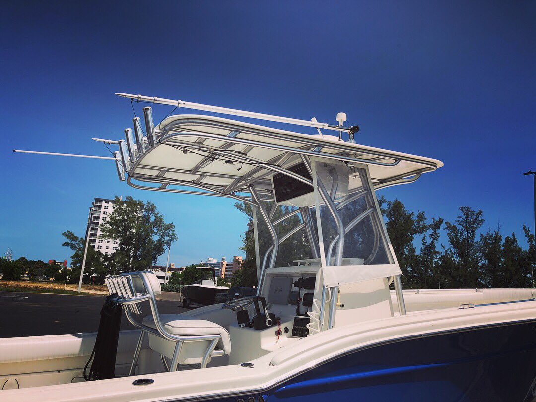 taco_marine's tweet photo. Vintage TACO sighting in Pompano Beach, Florida today with a pair of Grand Slam 250s onboard a #BuddyDavis boat named “Reel Nauti.”
🤩😎😍
All these years later, these bad boys not only look great, but work great too! #pompanobeach https://t.co/guqjZw35oU